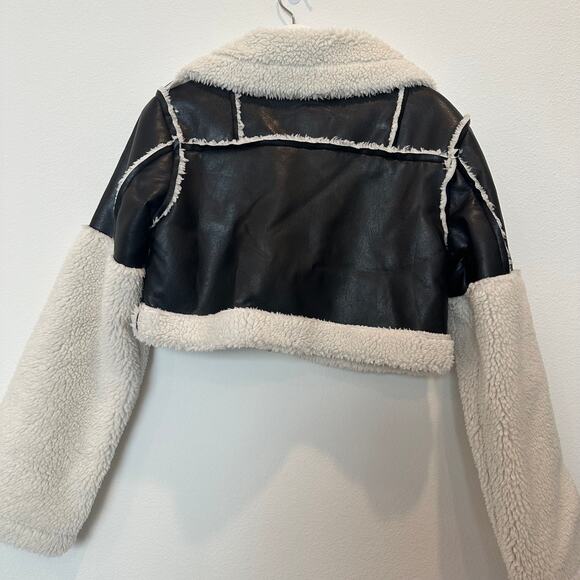 Cider faux leather shearling patchy cropped black white collared jacket medium - Picture 3 of 4